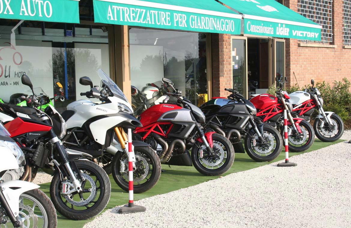 Foto Cavicchioli Moto Mantova Esposizione